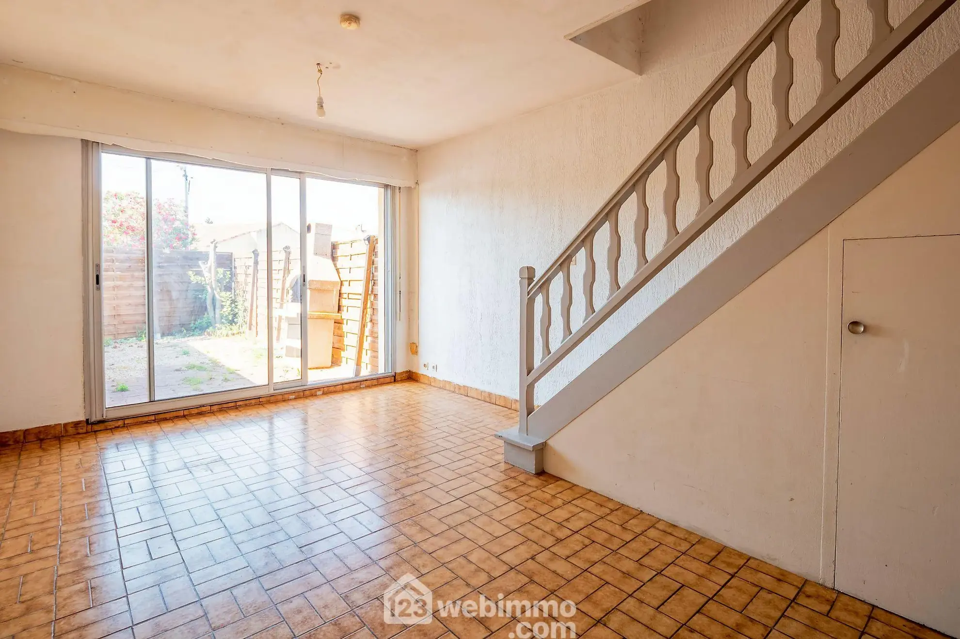 Maison T3 avec terrasse et parking à Agde – Opportunité à saisir 