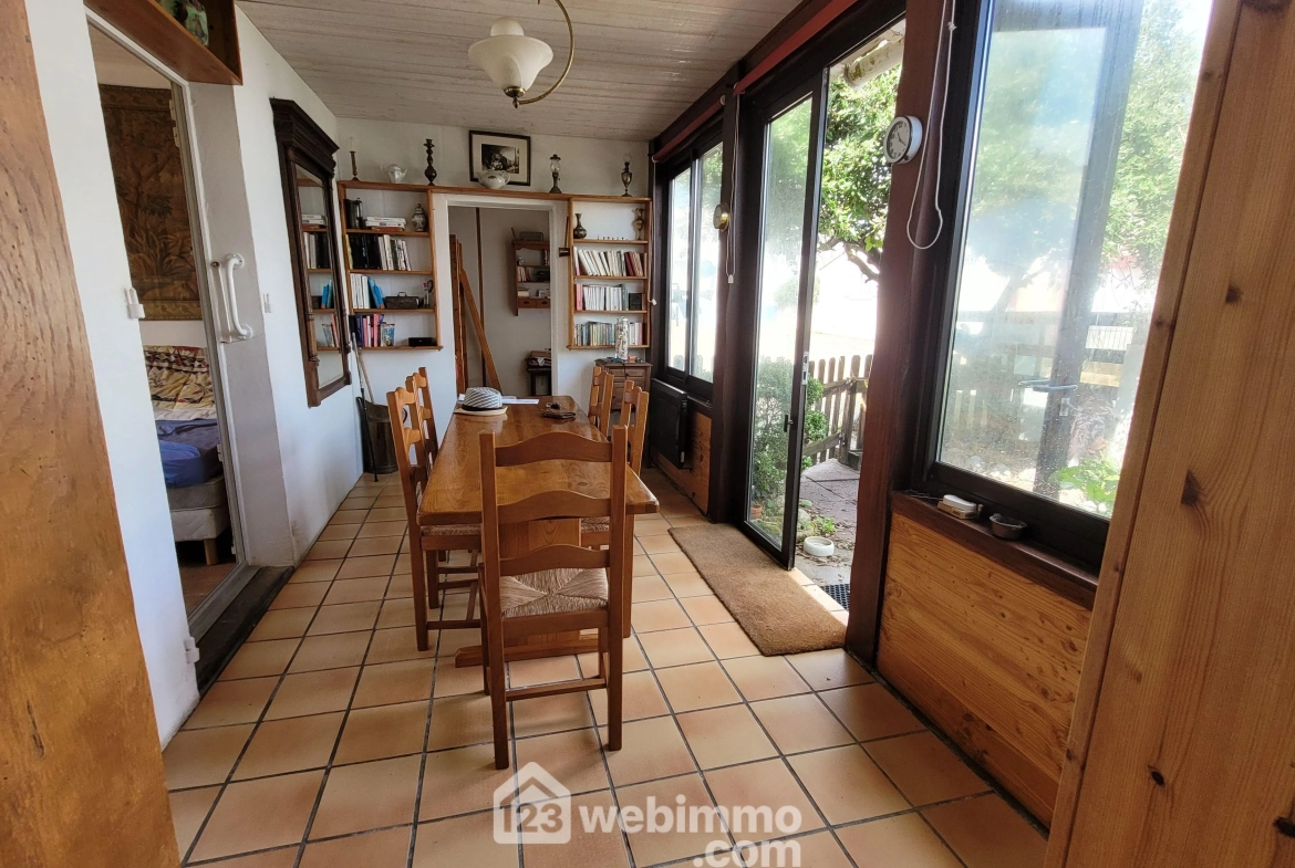 Charmante maison de pays à Longeville-sur-Mer à proximité de la plage avec jardin ensoleillé 