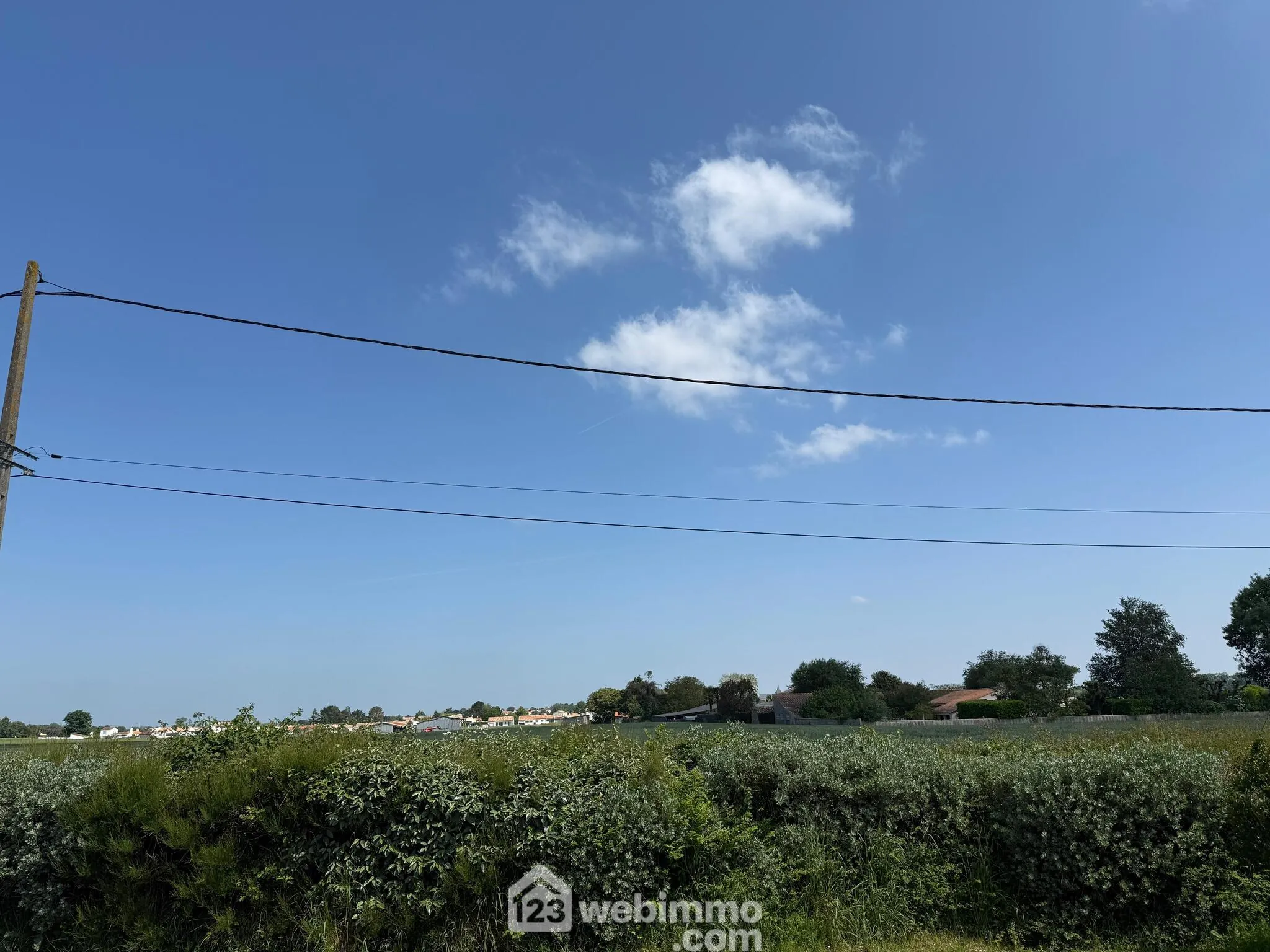 Maison de 70 m² à Longeville-sur-Mer, 3 chambres, terrasse, proche plages 
