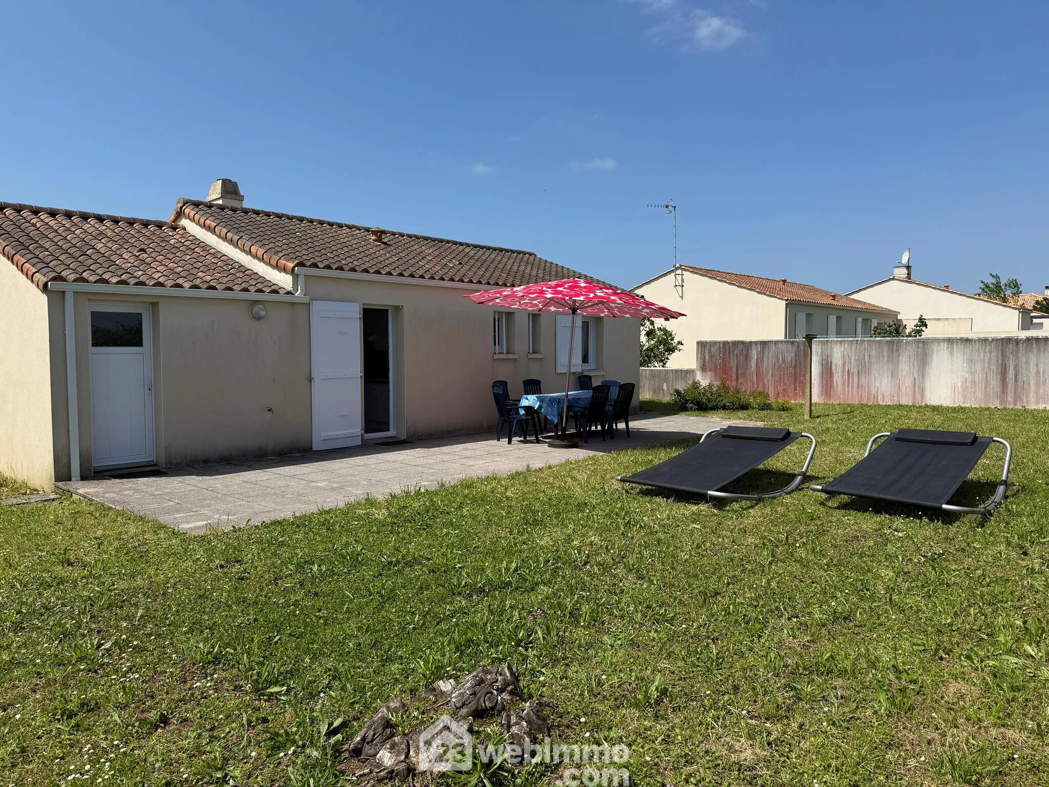 Maison de 70 m² à Longeville-sur-Mer, 3 chambres, terrasse, proche plages 