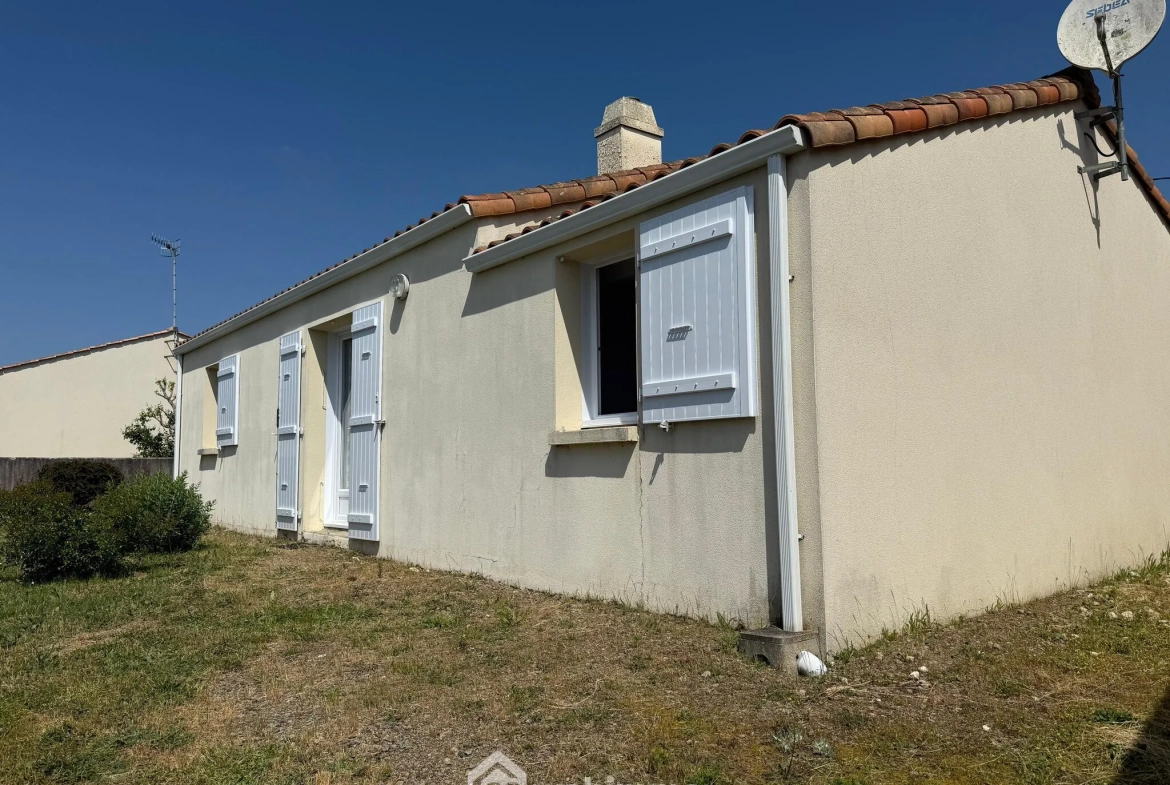 Maison de 70 m² à Longeville-sur-Mer, 3 chambres, terrasse, proche plages 