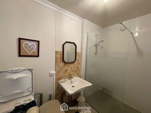 Appartement 4 pièces à Compiègne avec cave et rénovation récente 