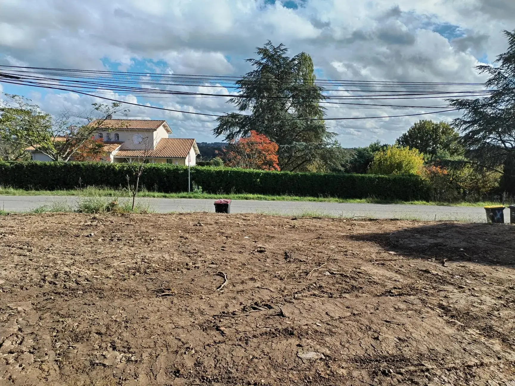 Maison à rénover à Langoiran avec jardin et garage - 2 chambres 