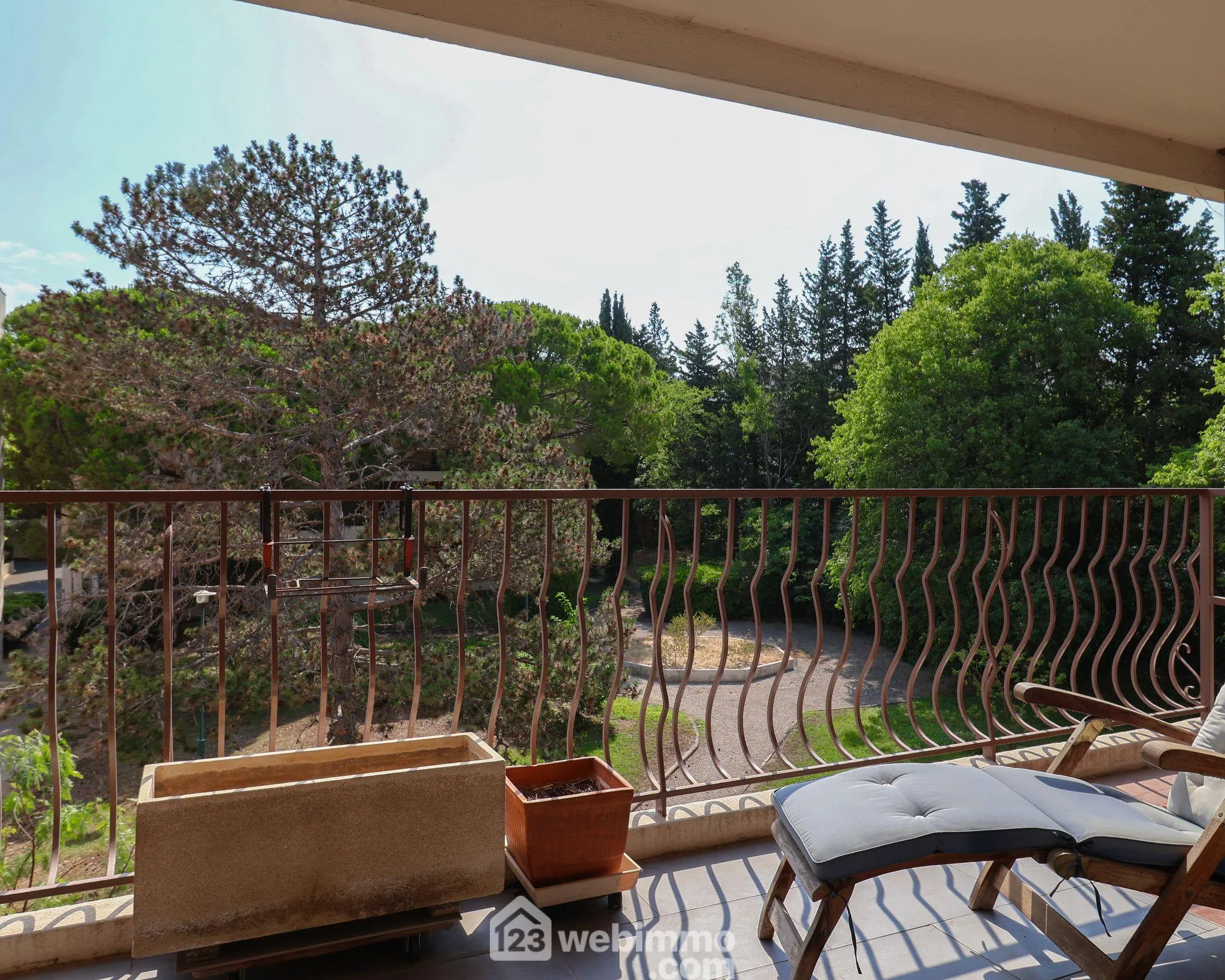Bel appartement de 69m² avec terrasse à Marseille dans résidence calme 