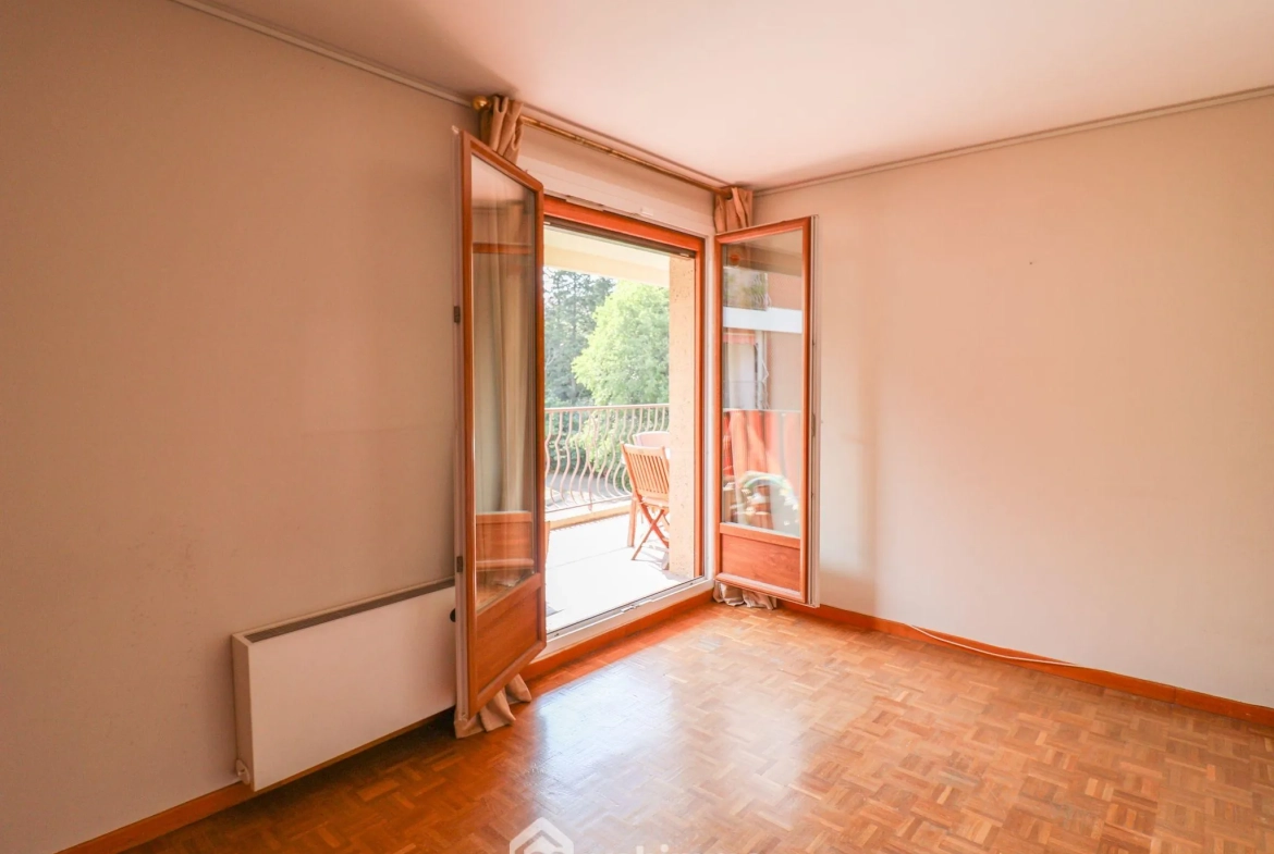 Bel appartement de 69m² avec terrasse à Marseille dans résidence calme 