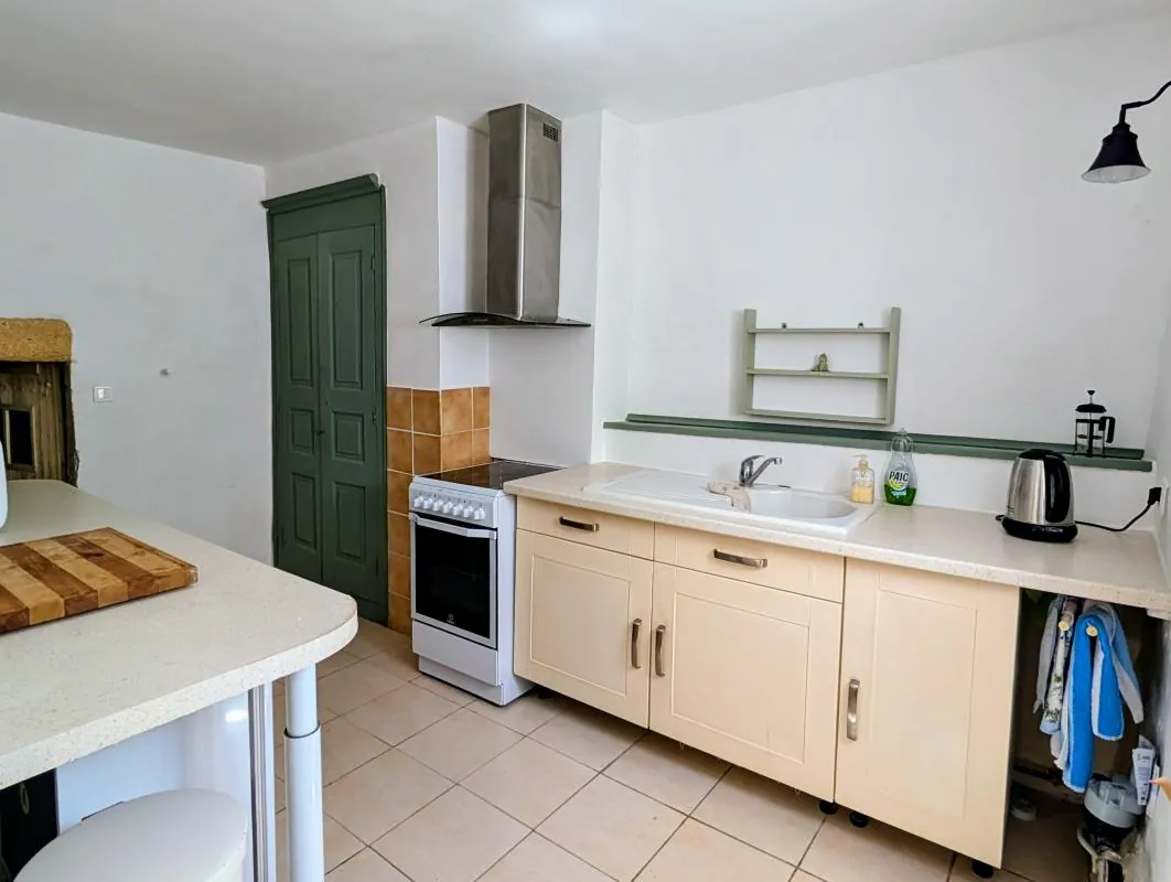 Maison de village avec terrasse et cave à Saint Bonnet du Gard 
