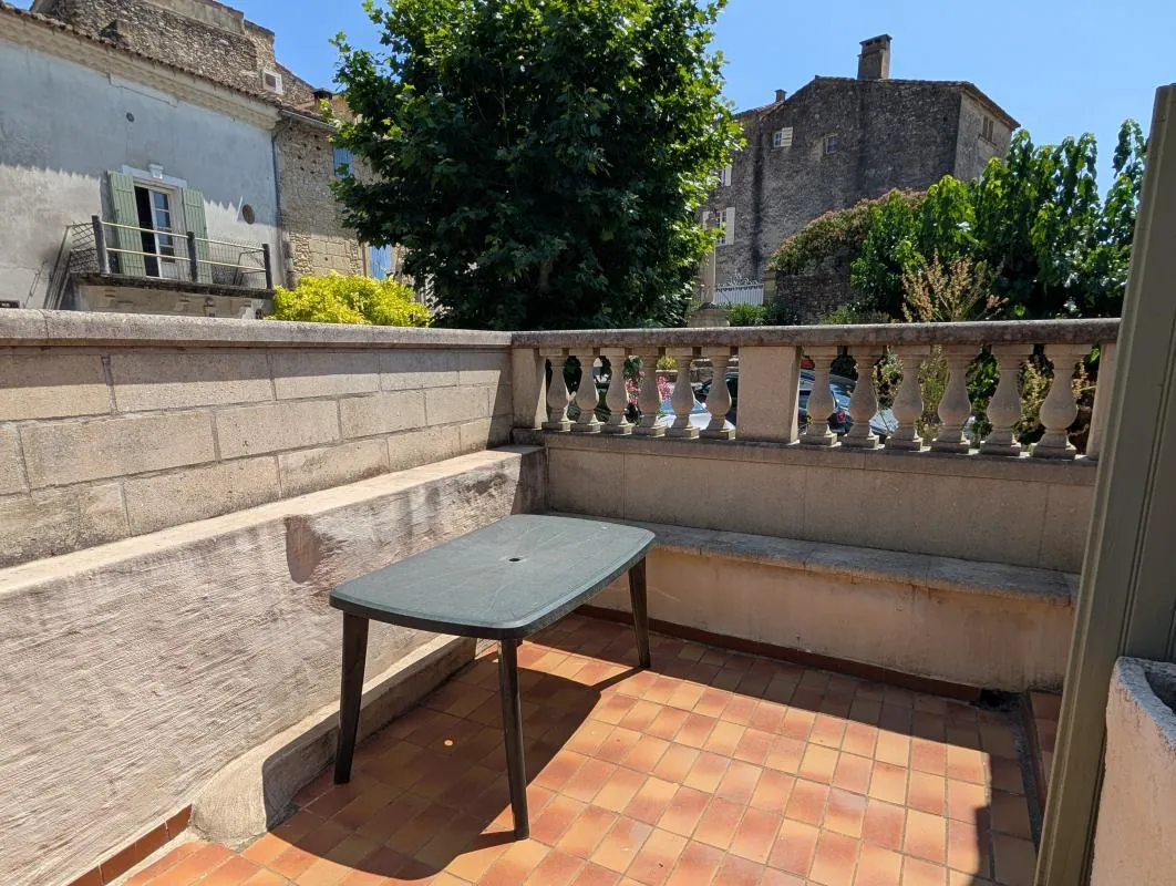 Maison de village avec terrasse et cave à Saint Bonnet du Gard 
