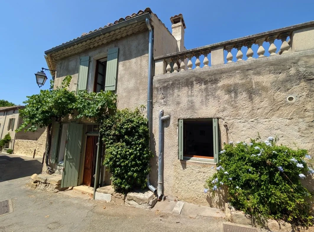 Maison de village avec terrasse et cave à Saint Bonnet du Gard 