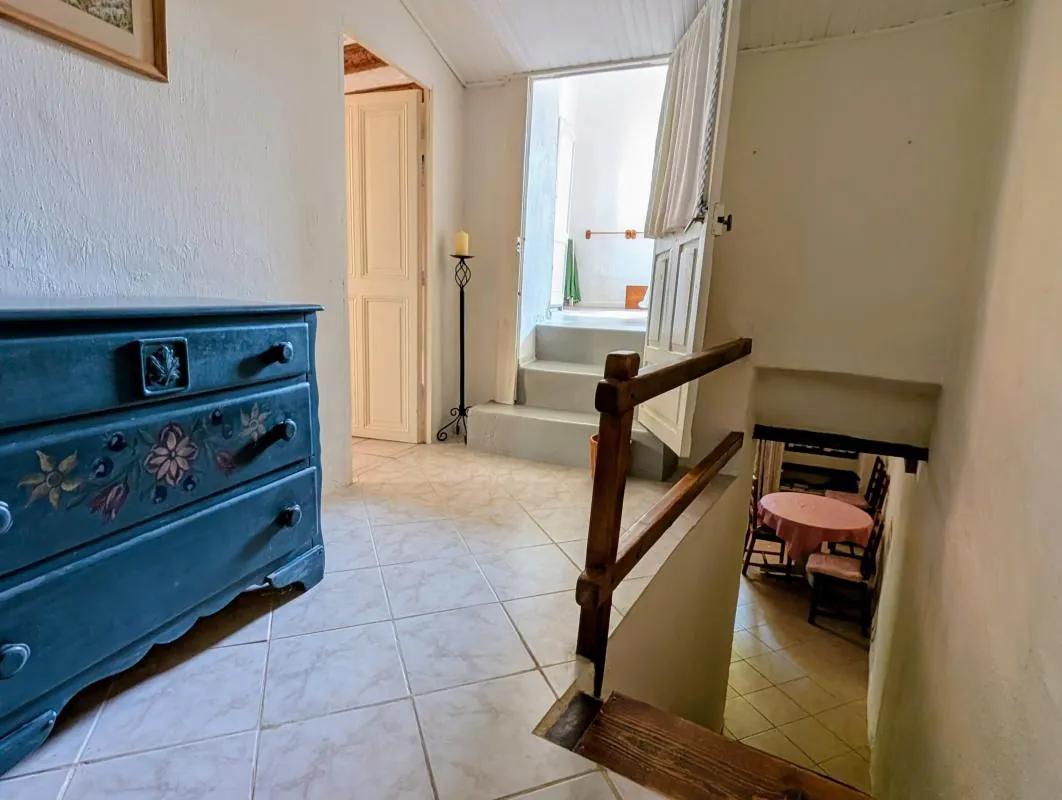 Maison de village avec terrasse et cave à Saint Bonnet du Gard 