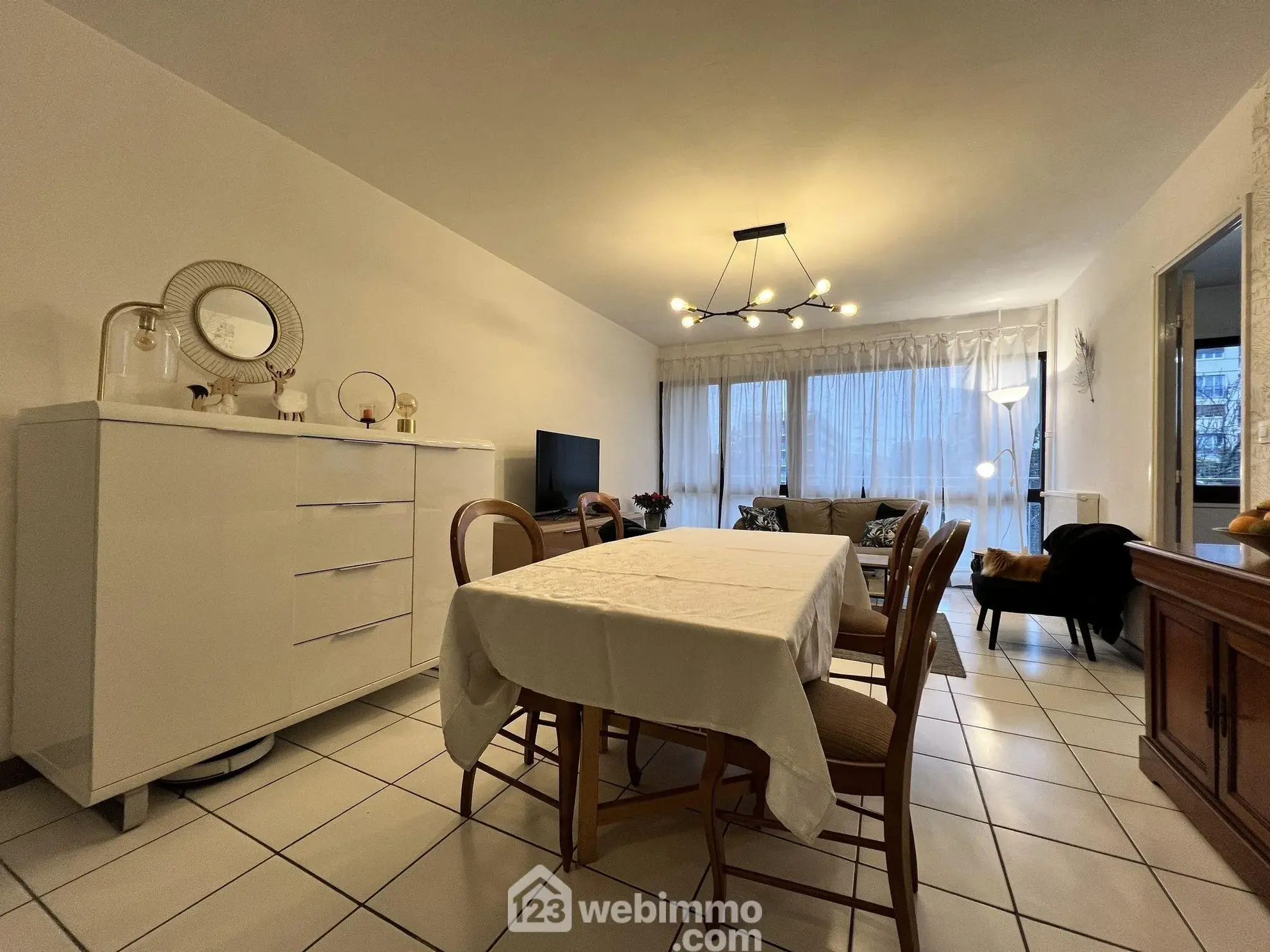 Très bel appartement 4 pièces de 92 m² à Thiais avec loggia et parking 