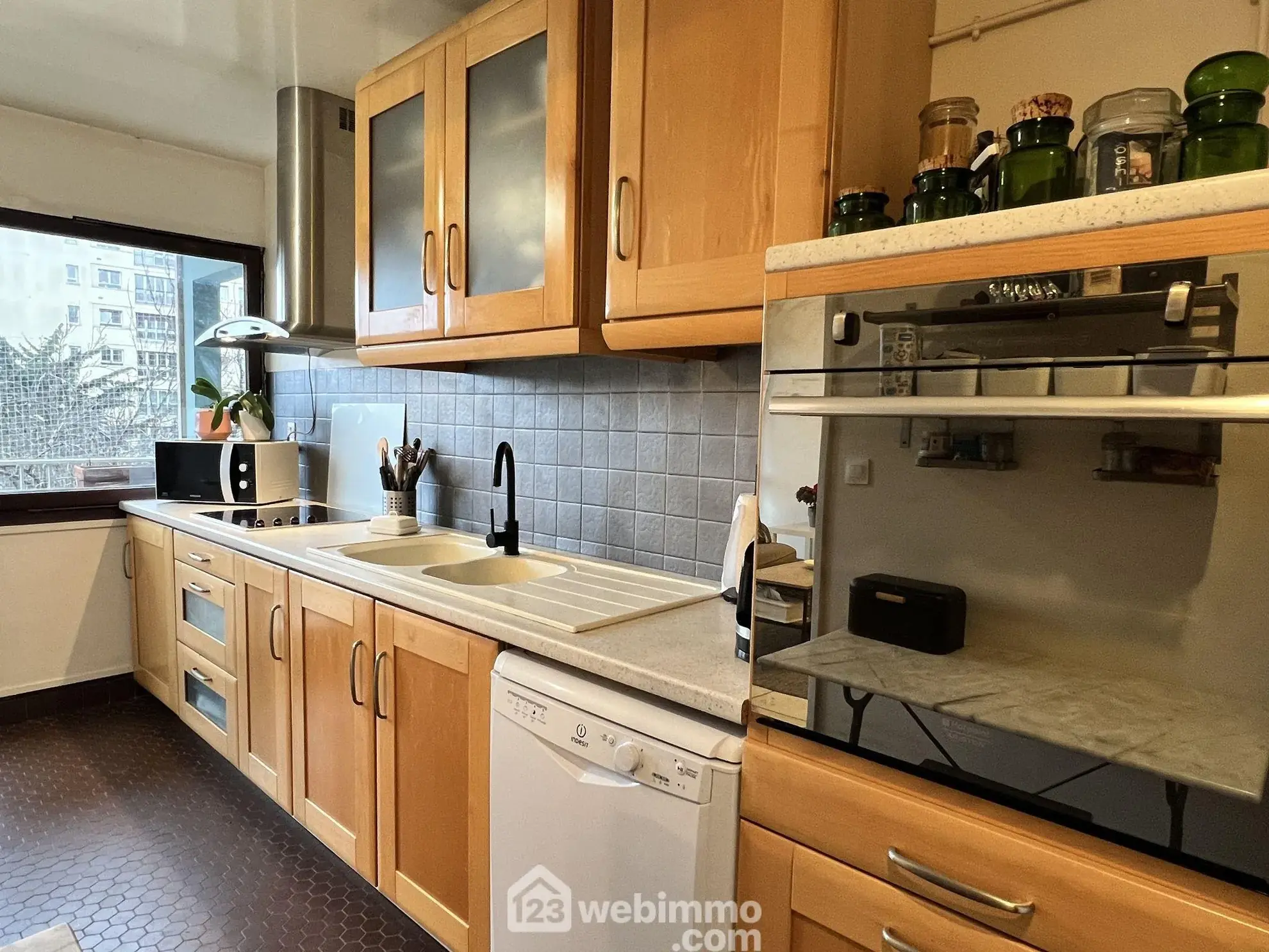 Très bel appartement 4 pièces de 92 m² à Thiais avec loggia et parking 