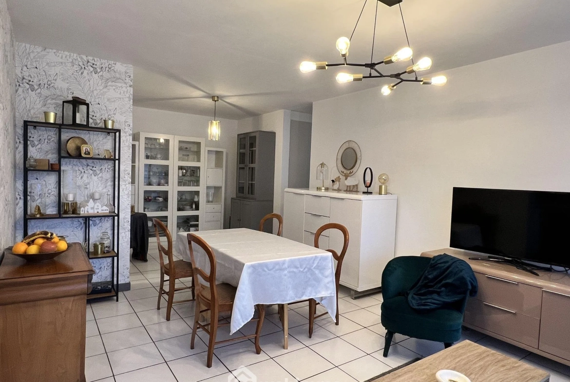 Très bel appartement 4 pièces de 92 m² à Thiais avec loggia et parking 
