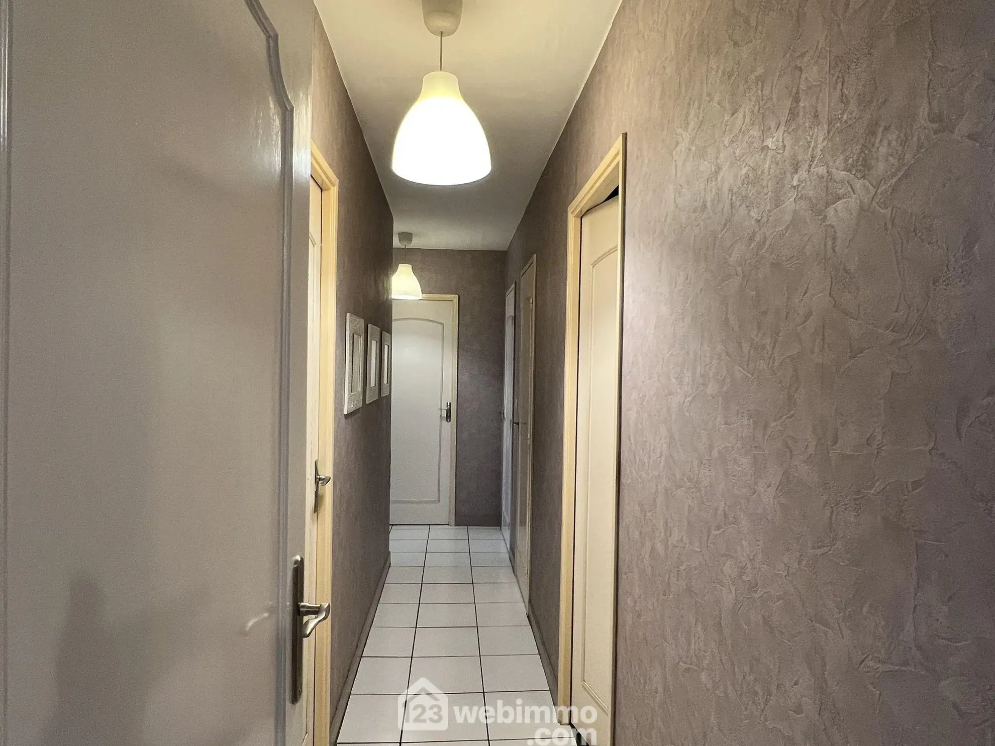 Très bel appartement 4 pièces de 92 m² à Thiais avec loggia et parking 