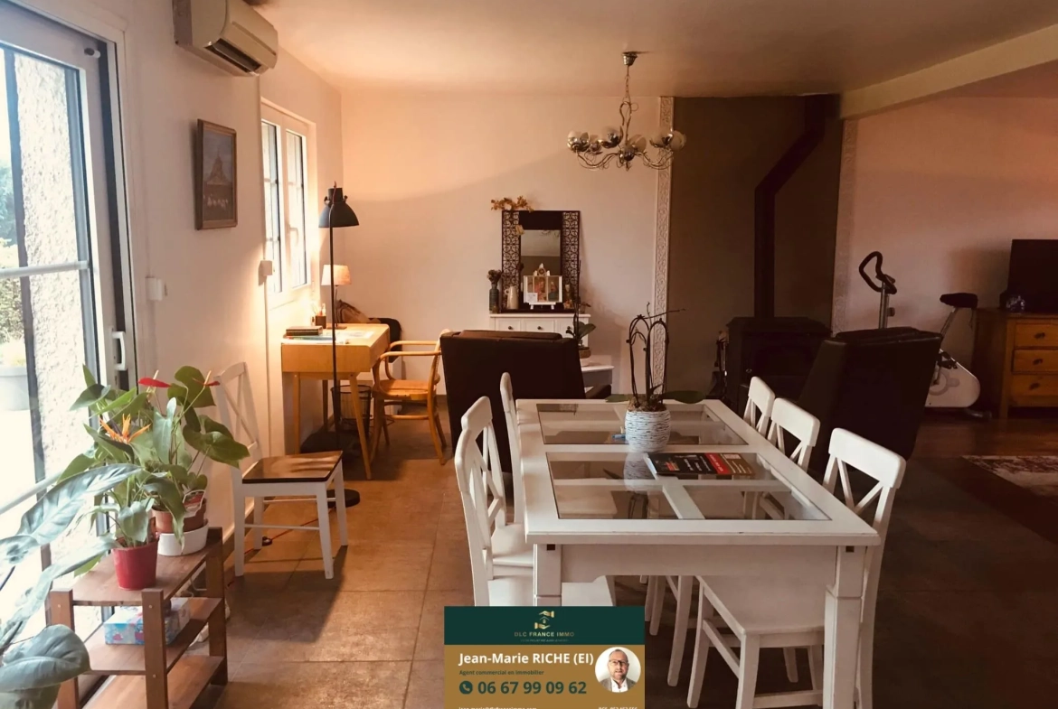 Belle maison de 145 m² à Le Quesnoy avec terrain de 900 m² et garage 