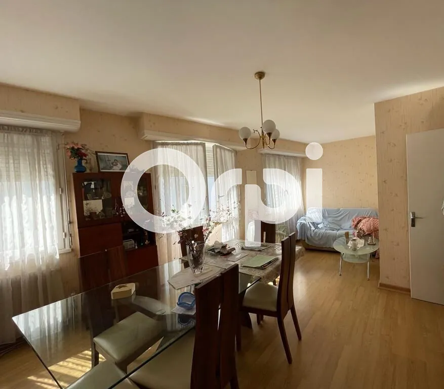 Appartement traversant de 2 chambres au cœur de Jurançon, proche commodités 