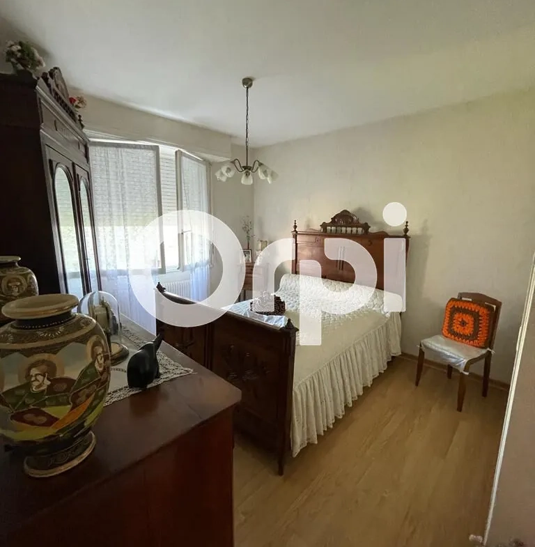 Appartement traversant de 2 chambres au cœur de Jurançon, proche commodités 