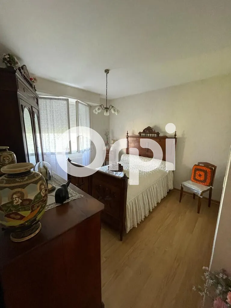 Appartement traversant de 2 chambres au cœur de Jurançon, proche commodités 