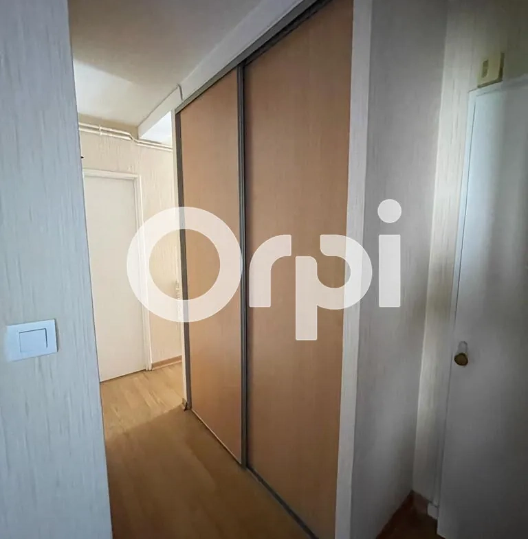 Appartement traversant de 2 chambres au cœur de Jurançon, proche commodités 
