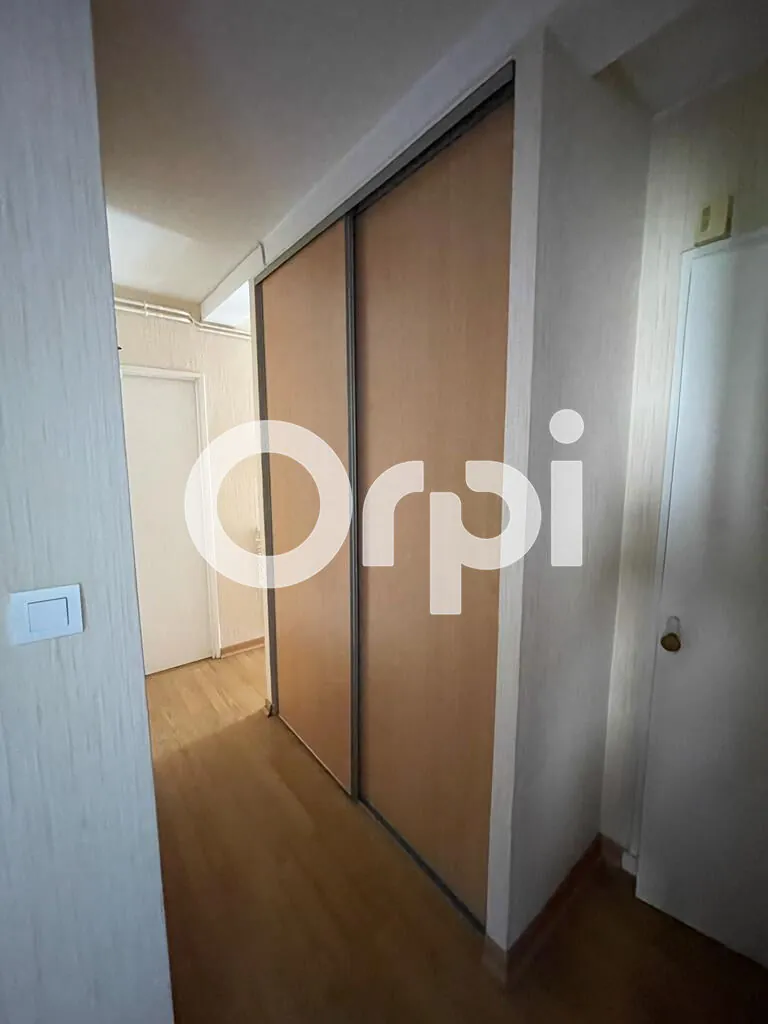 Appartement traversant de 2 chambres au cœur de Jurançon, proche commodités 