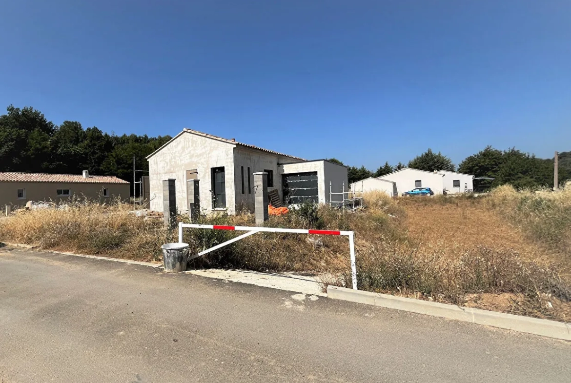 Villa neuve de plain-pied à Saignon avec 3 chambres et garage 