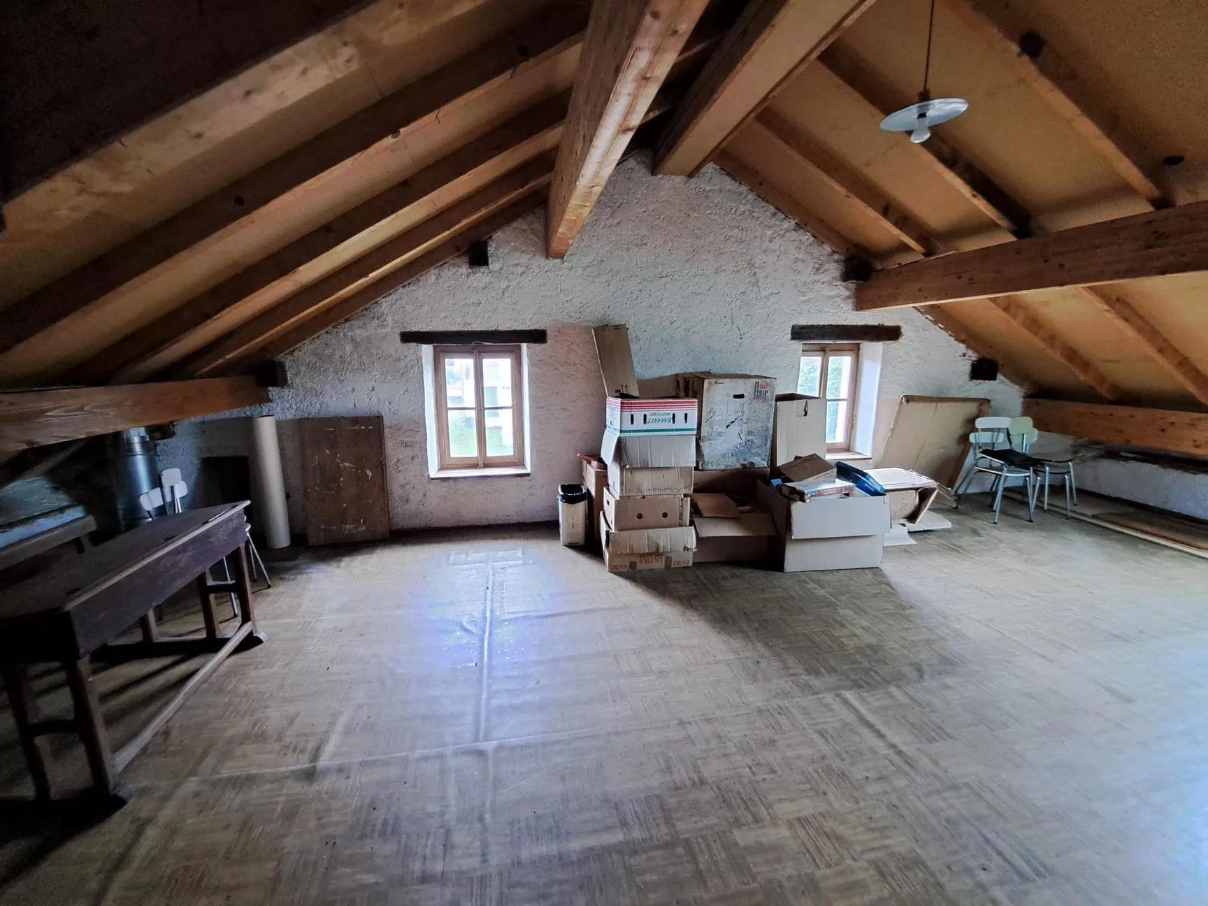 Maison bourgeoise de 220 m² à Docelles, potentiel immobilier exceptionnel 