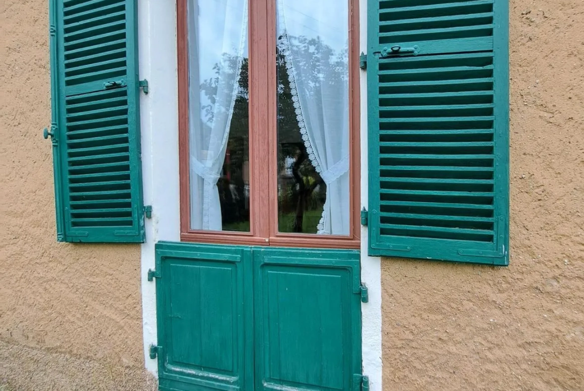 Maison bourgeoise de 220 m² à Docelles, potentiel immobilier exceptionnel 