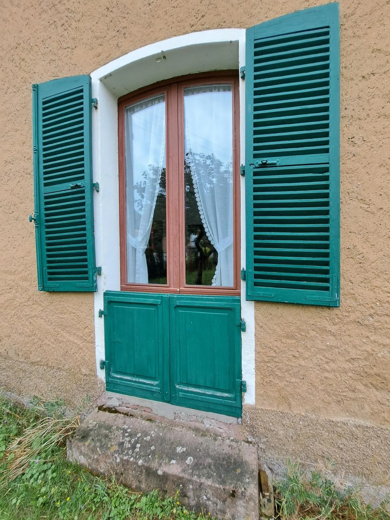 Maison bourgeoise de 220 m² à Docelles, potentiel immobilier exceptionnel 