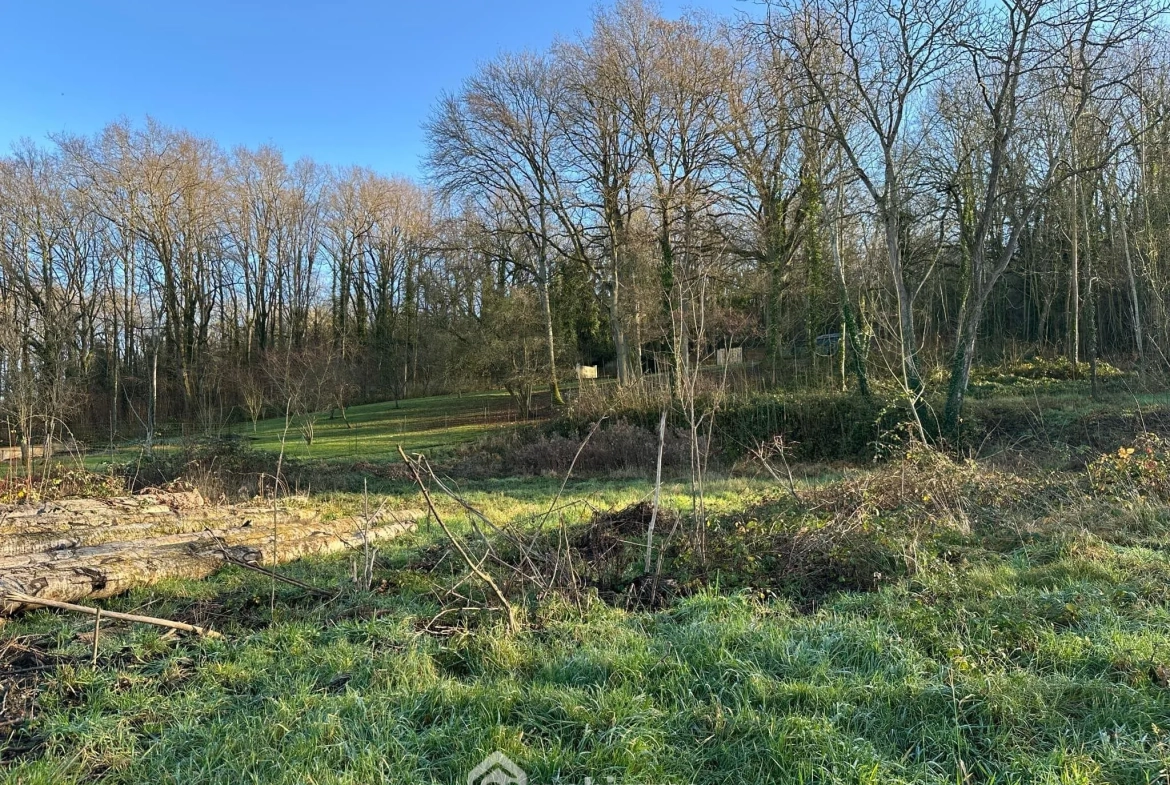 Terrain constructible de 987 m² à Vorges - Calme et viabilisé 
