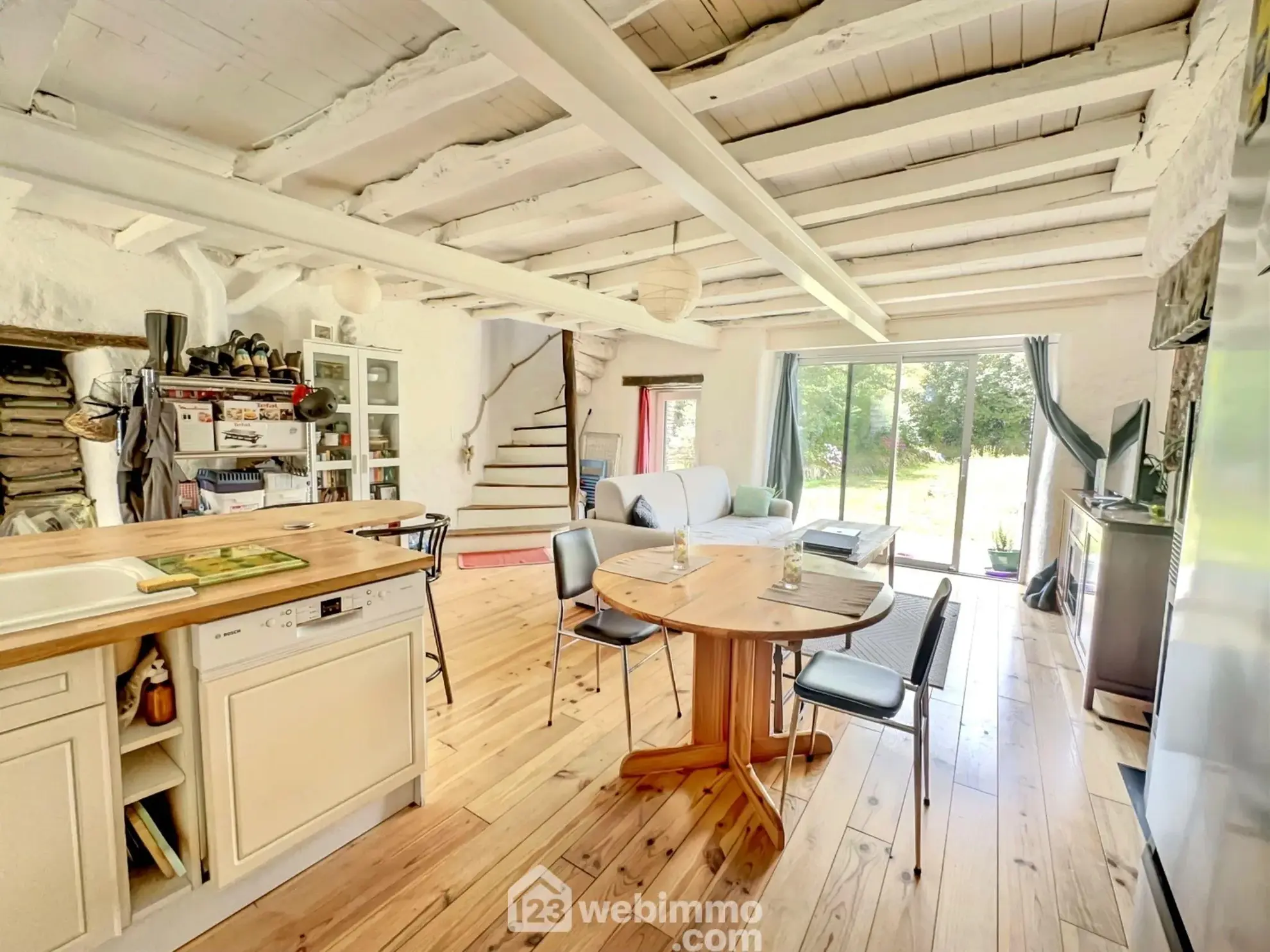 Maison provençale rénovée à Ploërmel avec jardin et potentiel d'extension 