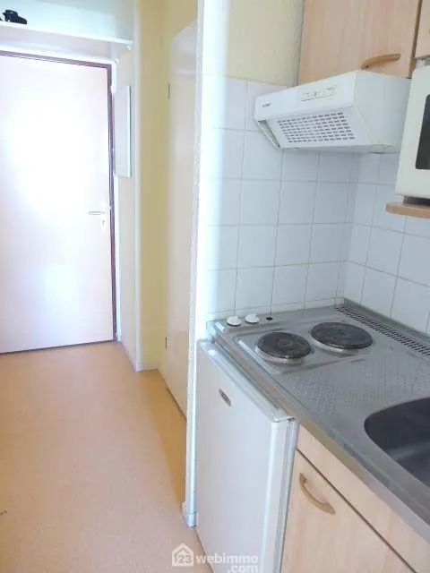 Studio à vendre à Courbevoie proche La Défense - Investissement locatif avec bon rendement 
