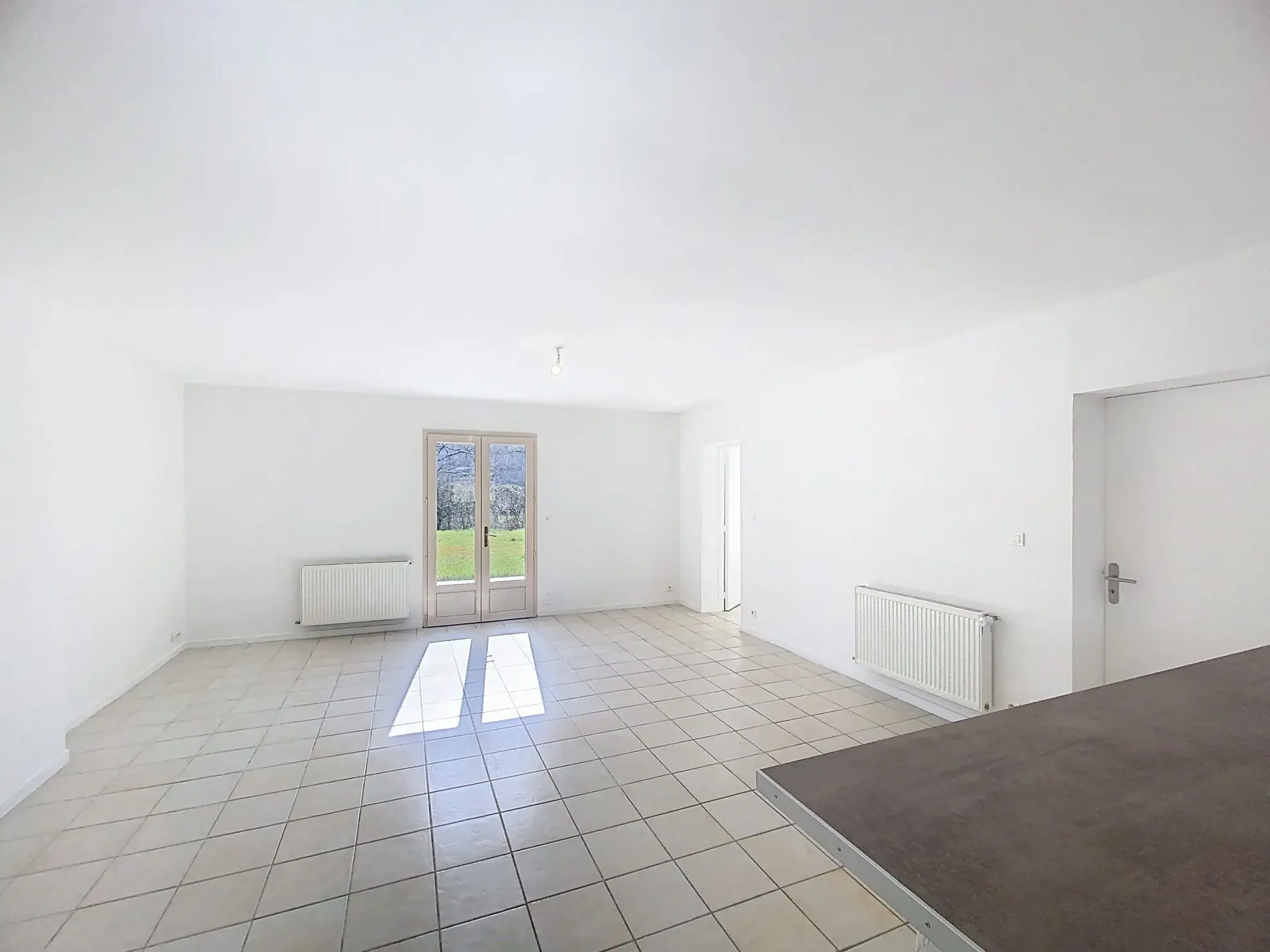 Maison à vendre à Monestiés - 89,28 m², 2 chambres, terrasse, vue campagne 