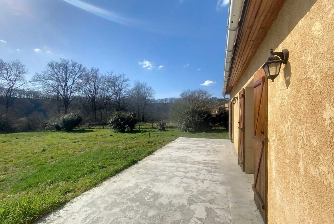 Maison à vendre à Monestiés - 89,28 m², 2 chambres, terrasse, vue campagne 