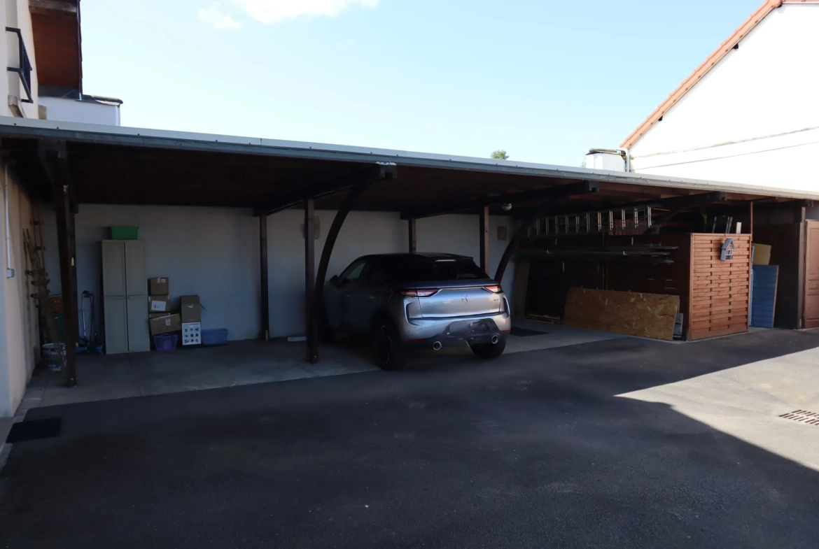 Maison à Autun avec extérieur aménagé, 3 chambres, garage et jardin 