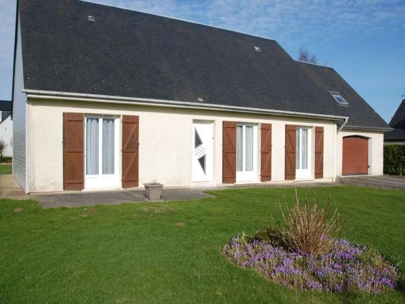 Maison individuelle à vendre à Valmont avec jardin et garage, proche Fécamp
