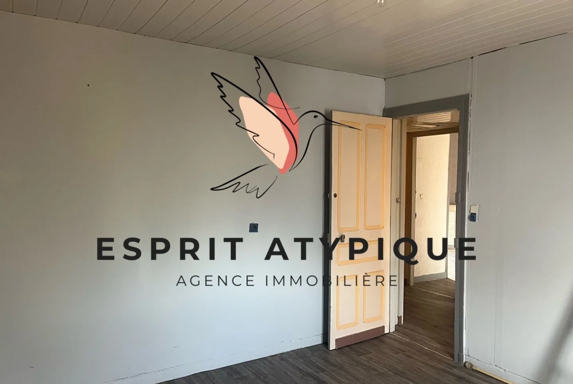Immeuble de 173 m² en centre de Rion des Landes avec potentiel d'investissement 