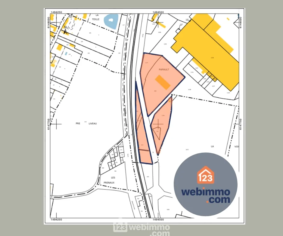 Vente d'un hangar de 566 m² à Iteuil, emplacement stratégique 