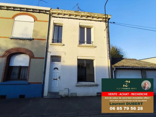 Maison de ville à Valenciennes avec jardin, 2 chambres, pièce mansardée prête à vivre