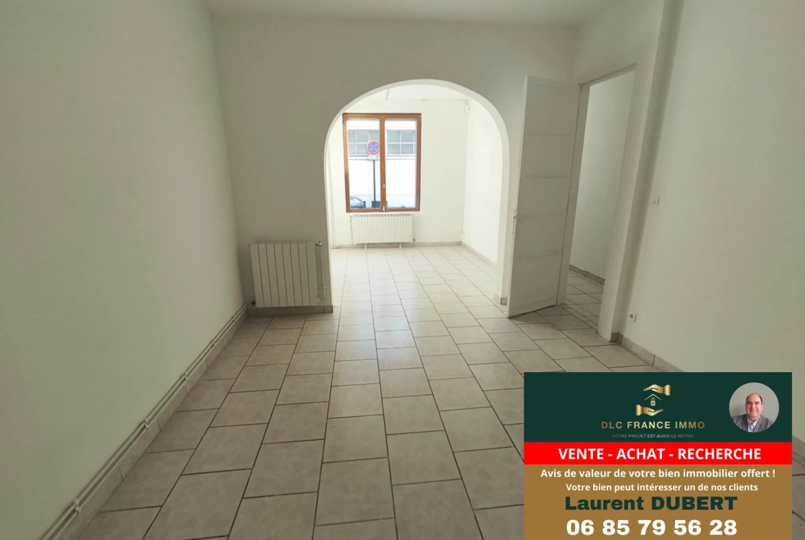 Maison de ville à Valenciennes avec jardin, 2 chambres, pièce mansardée prête à vivre 