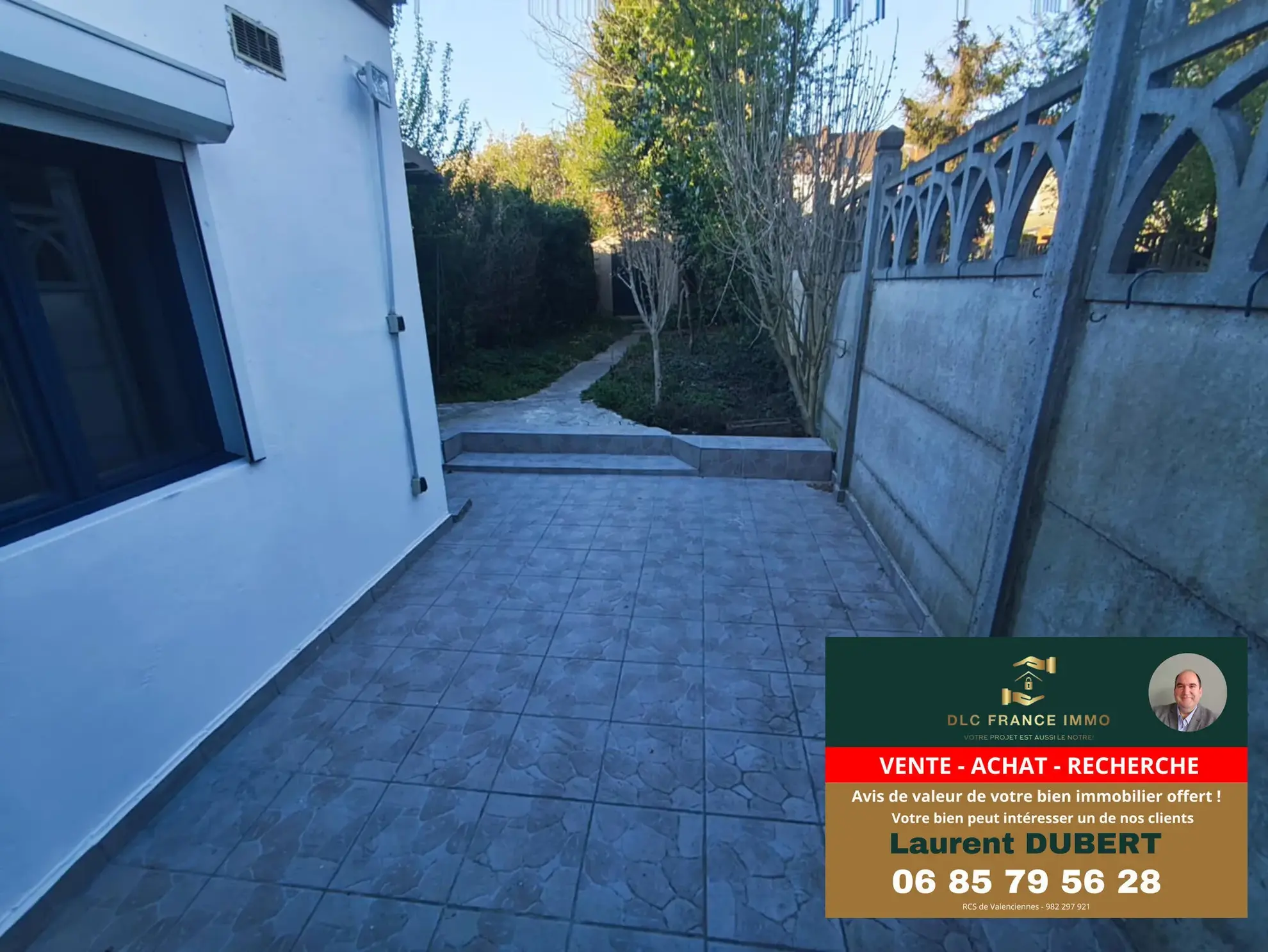 Maison de ville à Valenciennes avec jardin, 2 chambres, pièce mansardée prête à vivre 