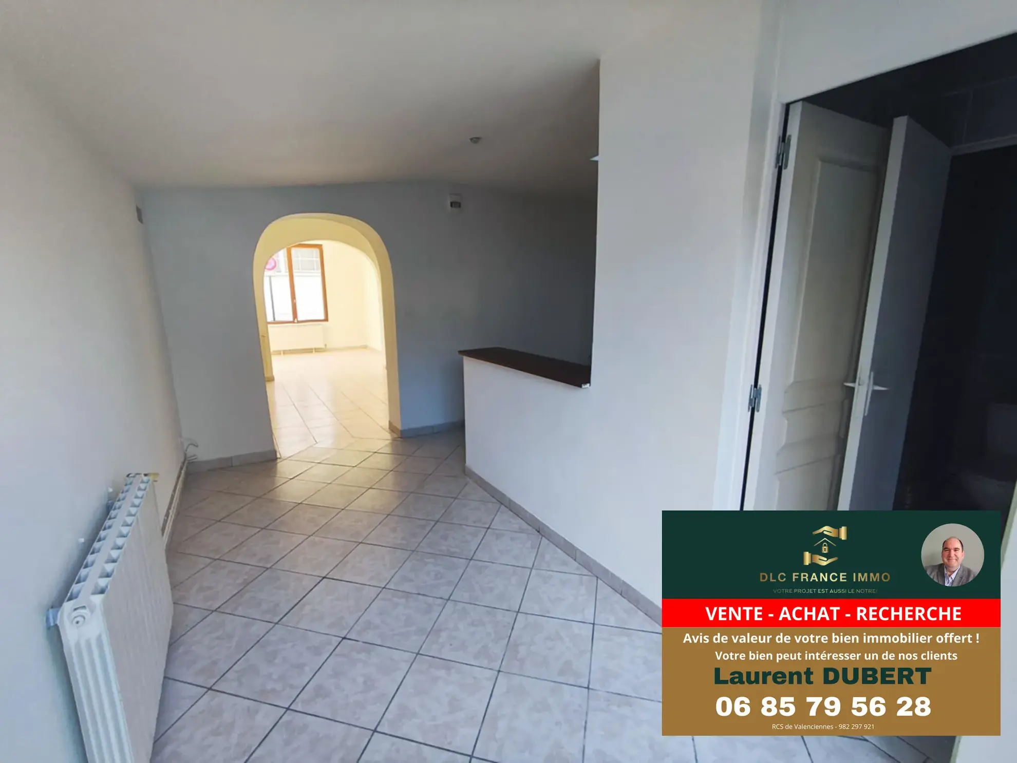 Maison de ville à Valenciennes avec jardin, 2 chambres, pièce mansardée prête à vivre 
