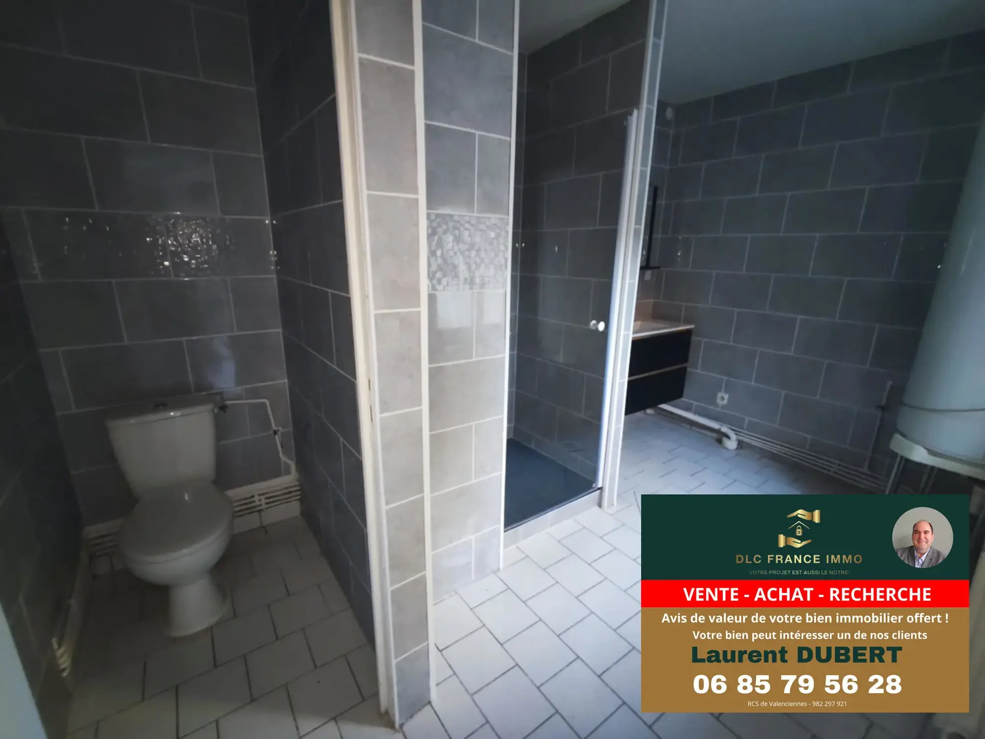 Maison de ville à Valenciennes avec jardin, 2 chambres, pièce mansardée prête à vivre 