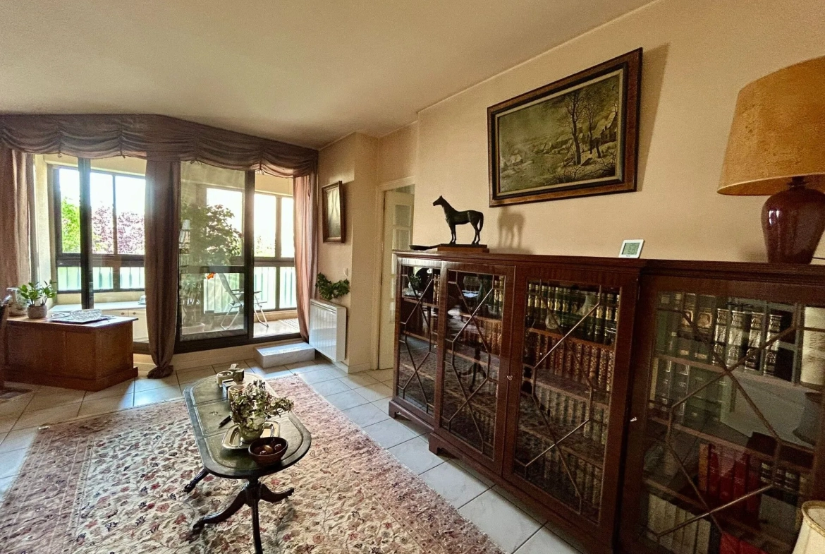Appartement à Manosque avec terrasse, garage et 3 chambres 