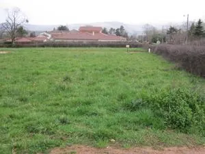 Villa neuve à Arbigny sur terrain de 1000 m² - Construction moderne et personnalisée 