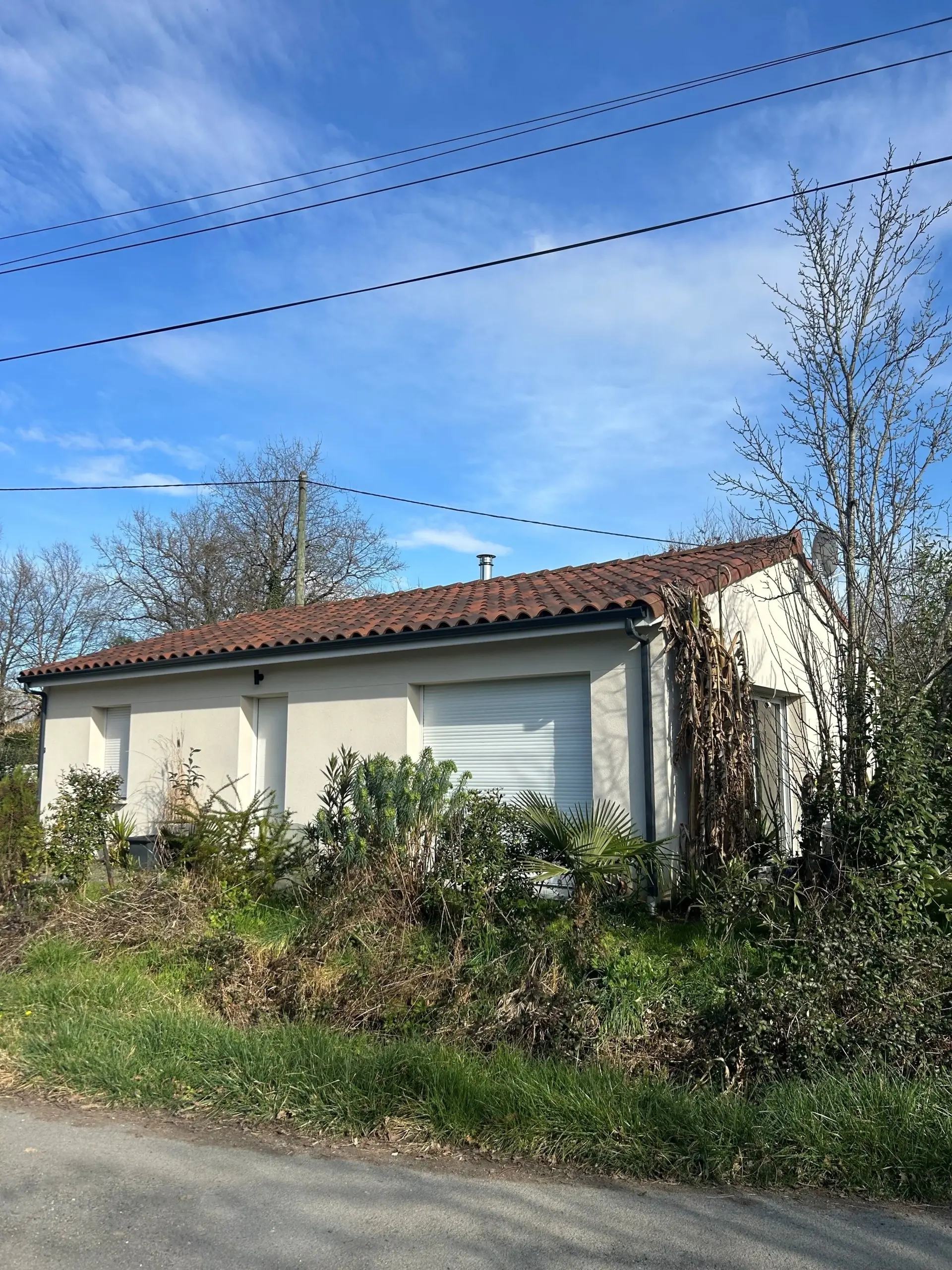 Maison 3 pièces à vendre avec jardin et parking à La Baille 
