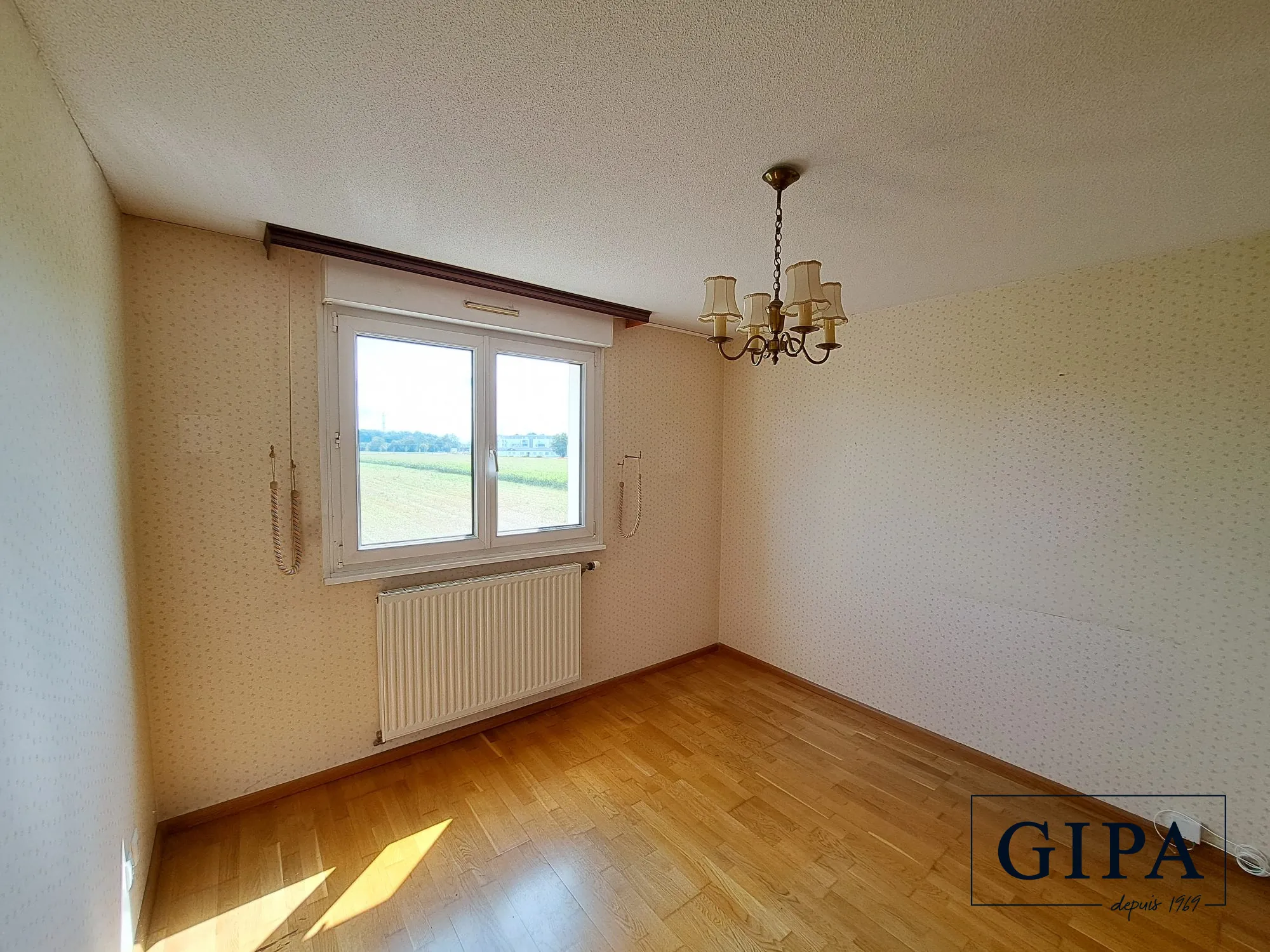 Chambre 1 Appartement 3 pièces de 65 m² avec balcon à Wolfisheim 