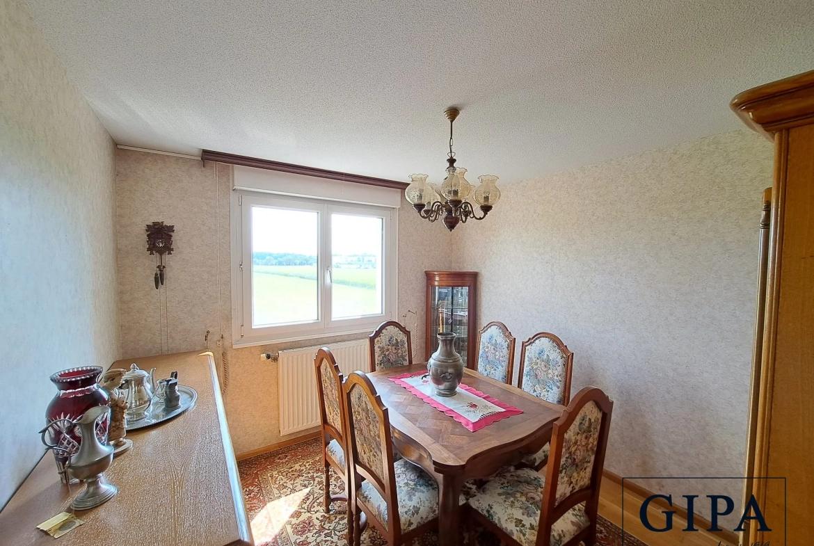 Appartement 3 pièces de 65 m² avec balcon à Wolfisheim 