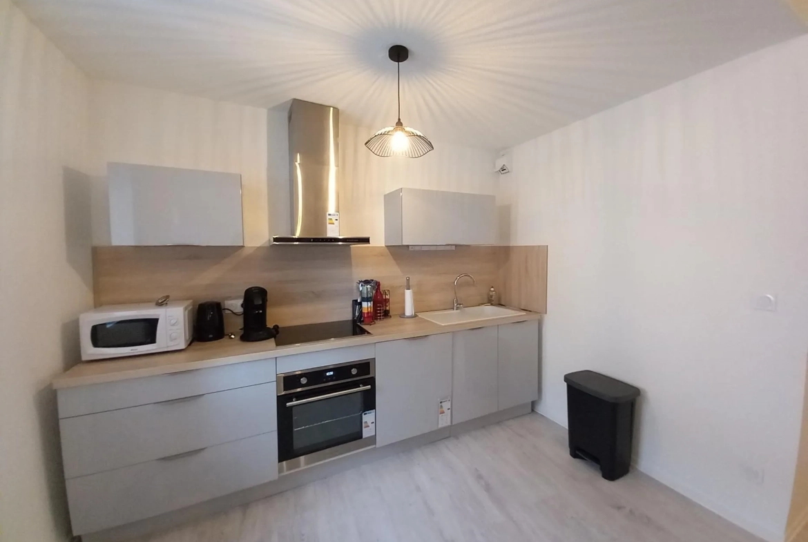 Appartement T3/4 lumineux à Rives avec garage et mezzanine, près de toutes commodités 