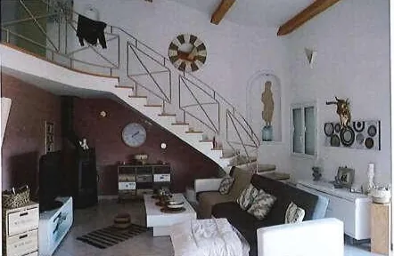 Villa spacieuse avec piscine à La Seyne-sur-Mer à vendre aux enchères 
