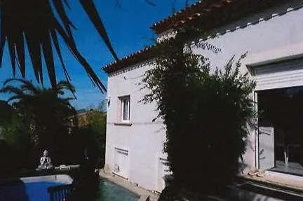 Villa spacieuse avec piscine à La Seyne-sur-Mer à vendre aux enchères 