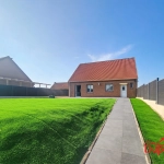 Maison individuelle semi plain-pied avec jardin et terrasse à Caudry